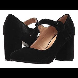 NWOT Velvety Mary Jane Block Heels